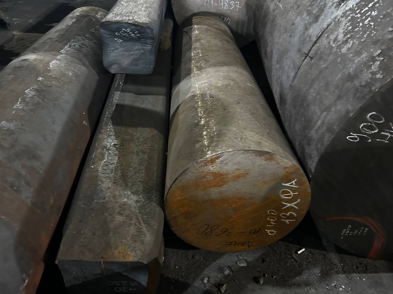 Сталь 13ХФА поковка 400 мм