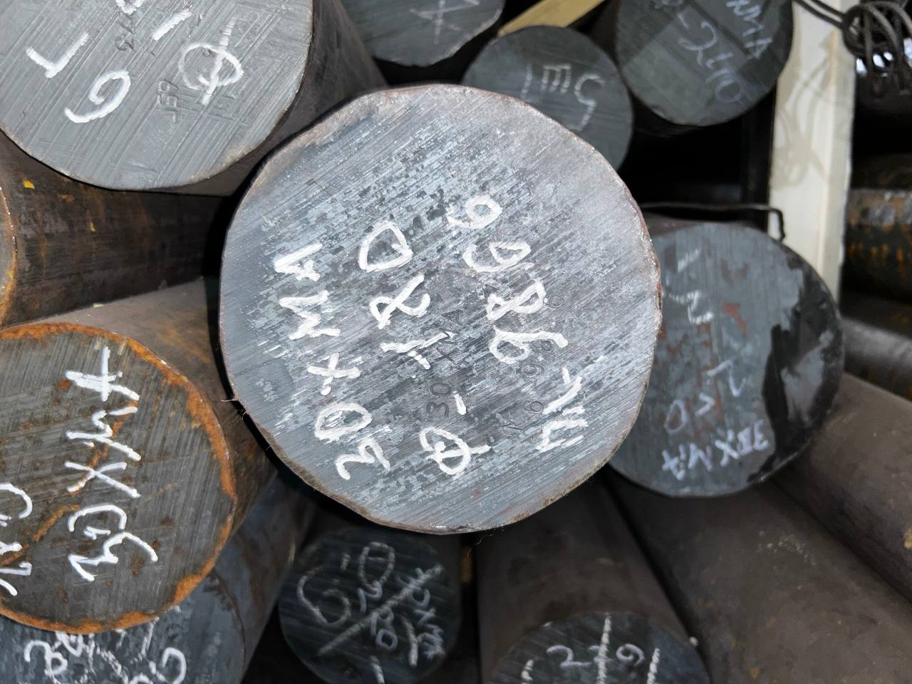 Сталь 30ХМА круг 180 мм