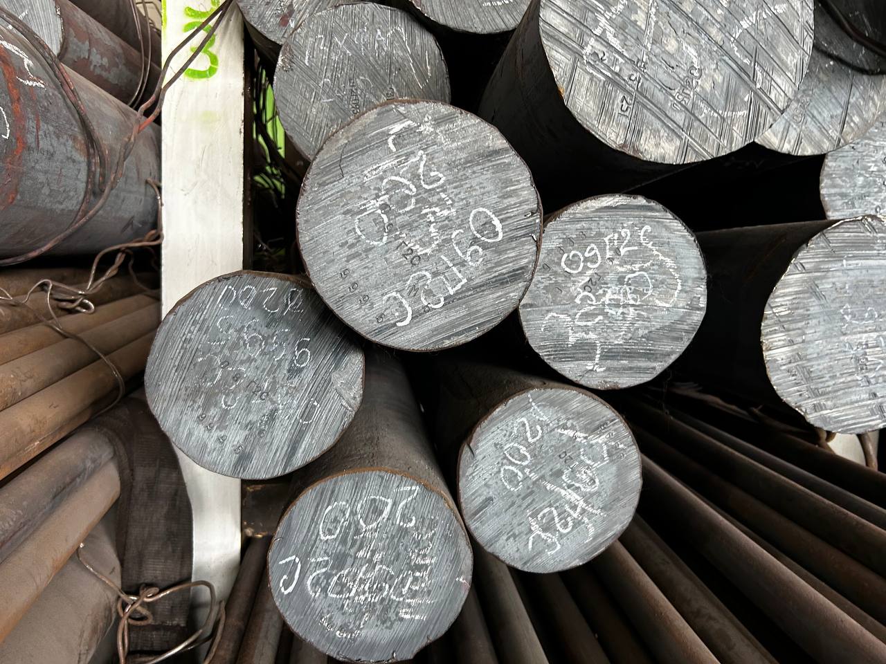 Сталь 09Г2С круг 200 мм