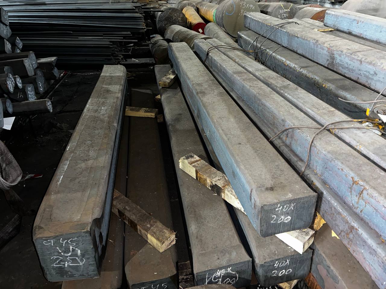 Сталь 40Х квадрат 200 мм